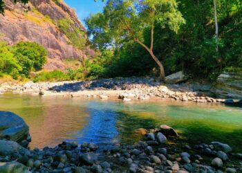 Sungai Cisanggiri Garut Andalan Baru Destinasi Wisata