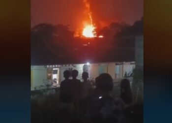 Gudang Kapas Pabrik Benang di Citeureup Bogor Ludes Terbakar