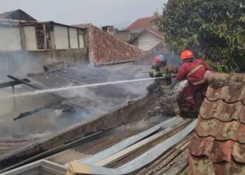 Kebakaran Rumah di Cikaso Barat Warga Sempat Dengar Ledakan