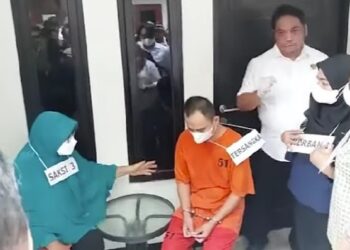 Pembunuh 4 Anak di Jagakarsa Peragakan Aksi Bunuh Diri yang Gagal