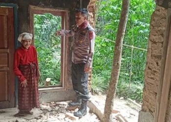 Gempa Pangandaran Robohkan Tembok Rumah di Banjarwangi Garut