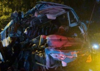 5 Penumpang Bus Tewas Akibat Tabrakan dengan Truk di Gresik