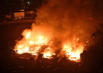 Dahsyatnya Kobaran Api di Wajima Pasca-Gempa M 7,6