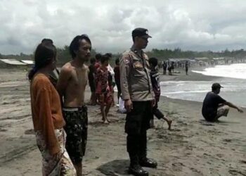 Wisatawan Bandung Barat Hilang Tenggelam di Pantai Jayanti Cianjur