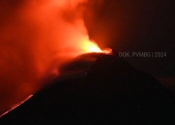 PVMBG, Lewotobi Alirkan Lava Pijar hingga Sejauh 3,5 Km