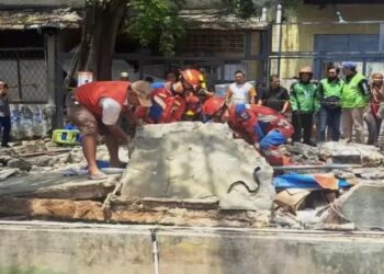 3 Orang Satu Keluarga Tewas Tertimpa Tembok SPBU Roboh di Tebet
