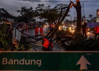 534 Bangunan Rusak Imbas Puting Beliung di Bandung Sumedang