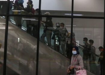 Eskalator Eror Pengguna pun Panik di Stasiun Manggarai, Ini Kata KAI