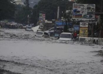Jalan Pagarsih dan Cibadak Bandung kembali Terendam