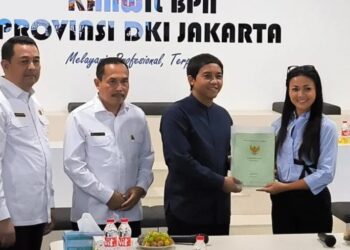Nirina Zubir Akhirnya Dapatkan Sertifikat usai Menang lawan Mafia Tanah
