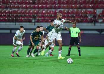10 Pemain Persib Bandung libas Persikabo 3-1 di Pekan 29 Liga 1