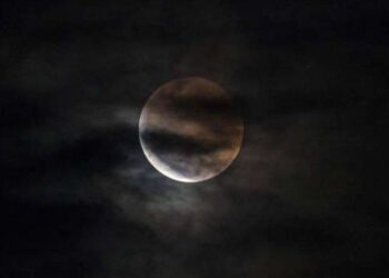 Gerhana Bulan Penumbra Terjadi Senin Siang Ini