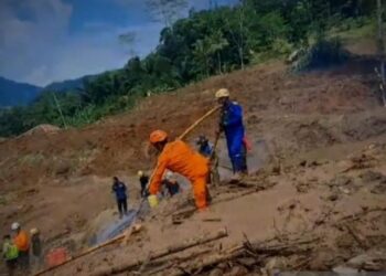 Tim SAR Temukan Tiga Korban Tertimbun Longsor Cipongkor
