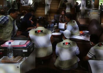 KPK Geledah Tujuh Lokasi Usut Dugaan Korupsi di PT Taspen