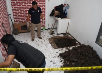 Polisi Ungkap Motif Mayat Pria Dicor di Rumah Bandung Barat