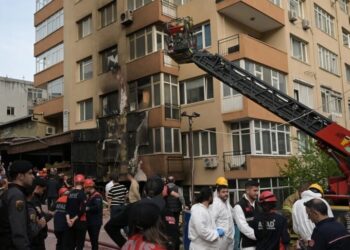 29 Orang Tewas dalam Insiden Kebakaran Apartemen Istanbul