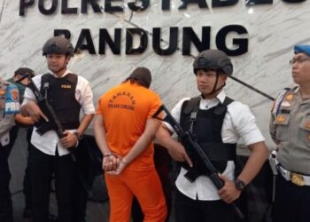 Nicko Habisi Nyawa Siti Julaeha Dicekik di Apartemen Jardins Bandung