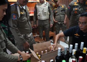 Ruko di Gunungputri Dirazia Satpol PP Sita 52 Botol Miras